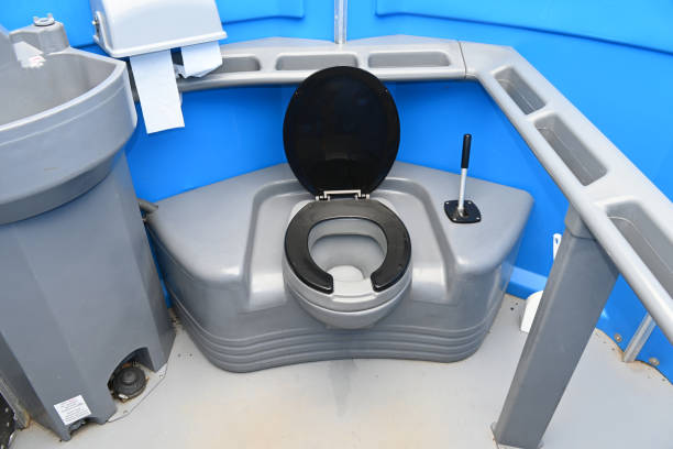 Best Portable bathroom rental  in Newberry, FL